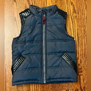OshKosh Puffer Vest, size 3T